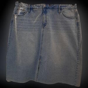 AVA & VIV Light Wash Blue Denim A Line Knee Length Skirt Women's Plus 26